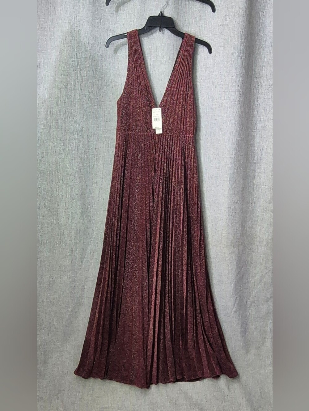 Jill Stuart Burgundy V-Neck Pleated Maxi Dress